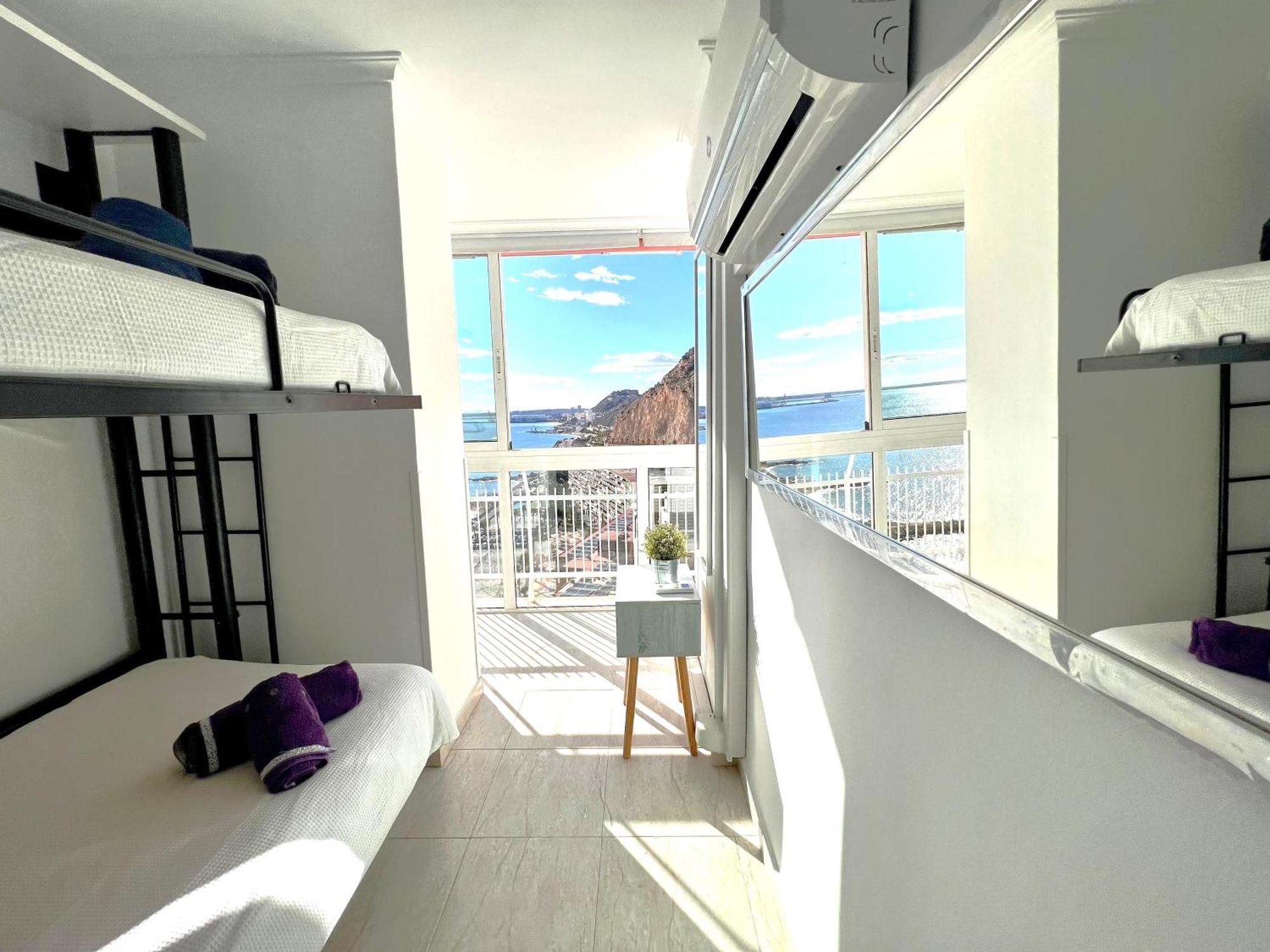Vistas Al Mar. Gran Salon. Playa A 1 Minuto. Wifi Appartement Alicante Buitenkant foto
